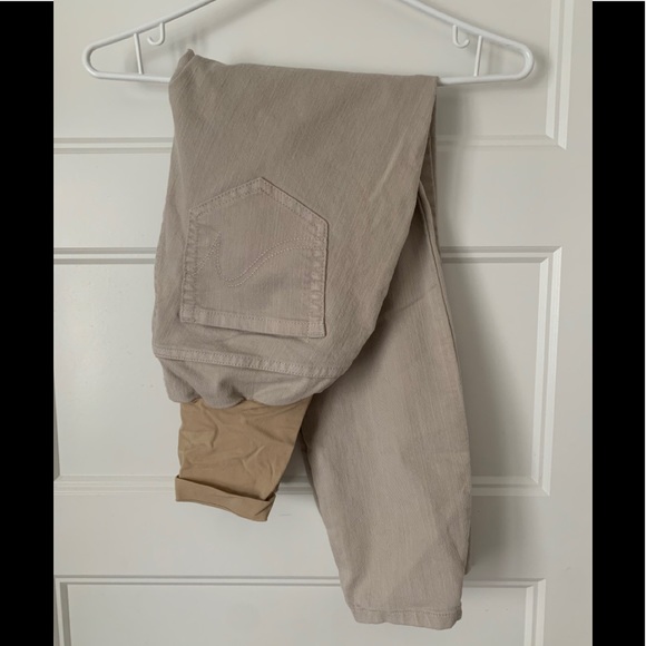 Maternity Jeans - Picture 2 of 3